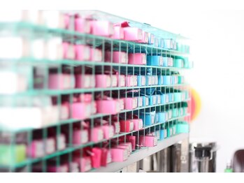 ウケナヘア(UKENA HAIR)の写真/最新のケアブリーチでハイトーンカラー、デザインカラーもきれいに仕上げます☆