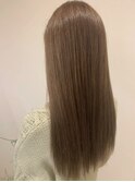 マットアッシュカラー
