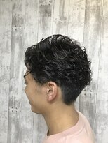 リリー シンジュク(Lilly)&nbsp;【Lilly新宿】刈上げウェットパーマ　メンズカット