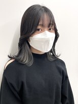 アライブ キチジョウジ(ALIVE Kichijoji)&nbsp;韓国風インナーカラー×シルバー