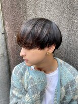 ネイビー(NAVY)&nbsp;ナチュラルマッシュ横顔黒髪モテる流行サラサラセンターパート