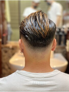 ヒロギンザバーバーショップ 丸の内店(HIRO GINZA BARBER SHOP) スキンフェード