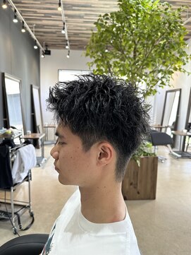 ラテ 伊勢崎(LATTE) スパイキーショート