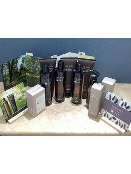 今話題の【髪質改善/酸熱トリートメント】を新導入★ケアから始まるデザイニングで、すっぴん髪も美しく♪