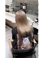 アイ(_i)&nbsp;ハイトーンミルクティーベージュ☆