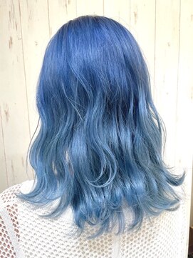 リコラックスビー(LICO LUXBE) ブルージュ