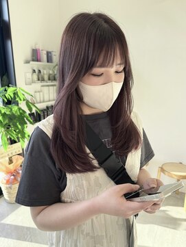 エメ 小山(Aimer) レイヤーカット/ラベンダーピンクベージュ/ブリーチ1回