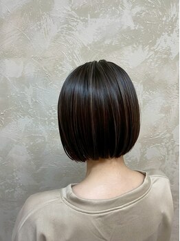 ヴァルゴール はりまや町店(Virgowl)の写真/[高知・はりまや橋]暗い色も明るい色も◎白髪を活かす大人のグレイカラー★似合うデザインをご提供♪