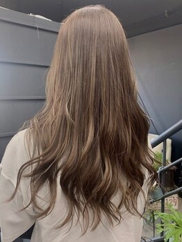 マルセロヘアー(MARCELO hair)の写真/豊富な知識&提案力で、あなたの魅力を最大限に引き出すスタイルに。