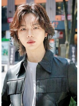 リア(Li'a) グランジパーマ×ミディアムウルフ×90年代