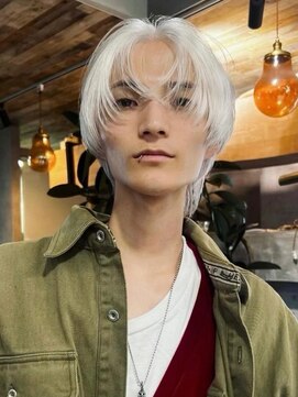 ネハス 名古屋栄店(nehus.) MEN’S HAIR/サーフカール/刈り上げセンターパート/ブリーチ