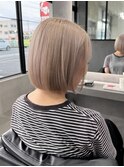 ホワイトベージュ/ブリーチ2回～/ハイトーンボブ/ベージュカラー