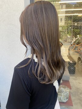 フェンヘアーアイス 中目黒(Fen.hair ici) 大人美人艶カラーベージュ小顔カット透明感レイヤーロング