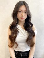 トゥルーズ 梅田茶屋町店(TLUUS)&nbsp;【TLUUSミルクティーブロンドワンホンレイヤーダークブルー】