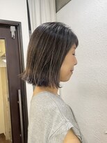 クオート(quoit) 伸ばしかけもアレンジできて楽しめる抜け感レイヤーボブ