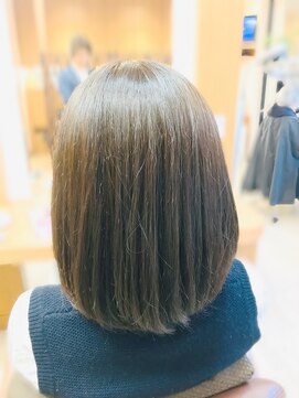 ビューティーサロンジェイ(Beauty Salon J) 【Beauty Salon J】ツヤツヤグレイカラー