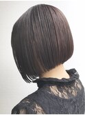 博多 切りっぱなし前下がりボブ