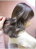《AYAKA》ブリーチあり☆グレージュカラー
