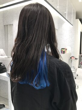 アース 札幌駅前店(HAIR&MAKE EARTH) インナーカラーブルー
