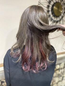 コンテナ ヘアーアンドリラックス(CONTENA Hair&Relax) インナーカラー