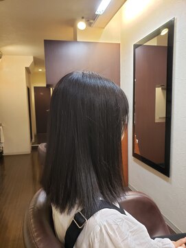 ヘアメイク ビス(Hair Make Bis.) セミロングスタイル