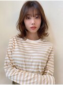 ふわふわレイヤーボブ くすみベージュ 顔まわりカット