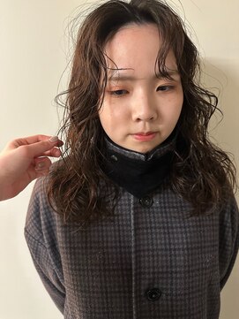 ノラギンザユー(NORA GINZA/U) パーマパーマロングパーマスタイルくせ毛風パーマ