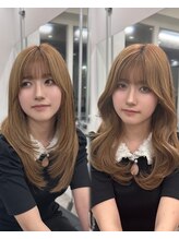 アネラ(Anela) ワンホンレイヤー/レイヤーカット/韓国ヘア/ベージュ 【山中】