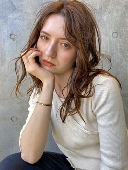 タネ(tane.)の写真/【あなたに似合うスタイル】顔のパーツや骨格や比率、頭の奥行に合わせてミリ単位顔周りをでカットします♪