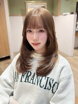 リタ(Lita) ★くびれザクザクミディアム小顔レイヤー韓国ヘア