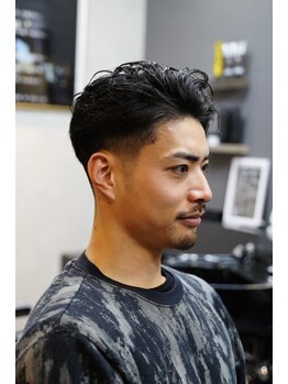 ドゥーエン 上本町店(DoEN)の写真/【人気No1メニュー】カット＋シェービング＊産毛や髭だけでなく古い角質も取り除くので、ツルツル素肌に★