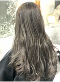 【roijir 表参道】ツヤ髪×シルバーグレージュ