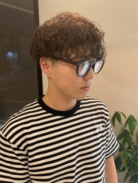 ライリー(riley) 波巻きパーマ