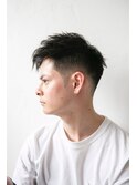 アップバングツイストパーマスキンフェード