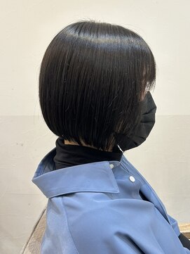 ラビス クローバー(Lovis clover) 内巻きにまとまるボブカット♪あゆむ