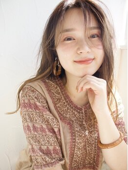 ヨーク(yoke.)の写真/大人女性にこそカラーや髪のケアを楽しむ心の余裕が必要♪髪色を少し変えるだけで気分もリフレッシュ★