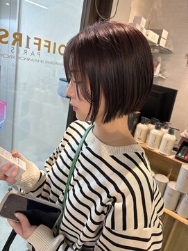 コワファーストナガサキシャンプーボーイ(COIFF1RST NAGASAKI SHAMPOO BOY) 大人可愛い20代30代40代黒髪前下がりショートボブ丸みショート◎