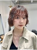 顔まわりレイヤーショートウルフカットミルクティーベージュ