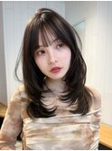 顔周りレイヤーロング前髪カットおくれ毛グレージュ_ba556622
