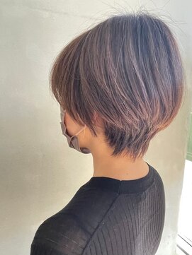 フェアリーテール 高坂店 大人クールくびれショート×柔らかブラウン