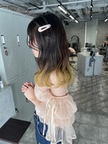 エラ(ere)&nbsp;グラデーションカラーイエロー　ルーツカラー　ブリーチ