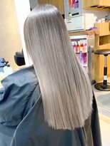 ミラ 新宿(MILA)&nbsp;透明感ブリーチダブルカラー/大人こなれミディ/新宿
