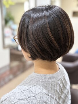 ルシードスタイル クリザンテーム 大人のための美シルエットショートボブ