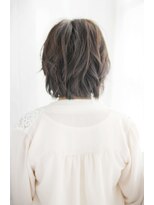 ディディエプラスエヌ(DIDIER +n)&nbsp;20代30代40代　大人を保てるショートウルフ【守山】