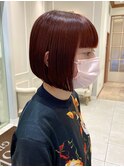 艶が決めてのモードな前下がりボブ
