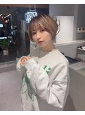 バレイヤージュ×ミルクティー×大人可愛いショート
