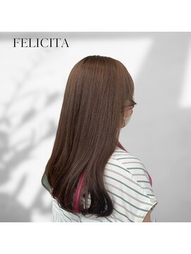 フェリシータ リコルソ(FELICITA RicorsO) 【FELICITA】隠せるインナーカラー×ツヤ髪ストレート