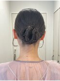 ヘアアレンジ夏シニヨンスタイルお団子ヘアタイトヘアおくれ毛