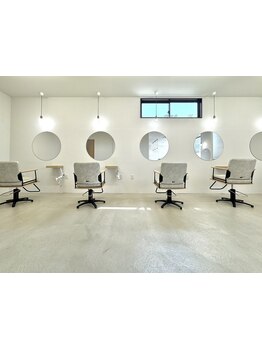 人気サロンGigiグループから初の小山に出店♪抜群のセンス×トレンドでお客様を理想以上に可愛く仕上げる☆