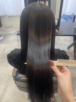 ロイ(ROI)&nbsp;黒髪ロング☆髪質改善縮毛矯正